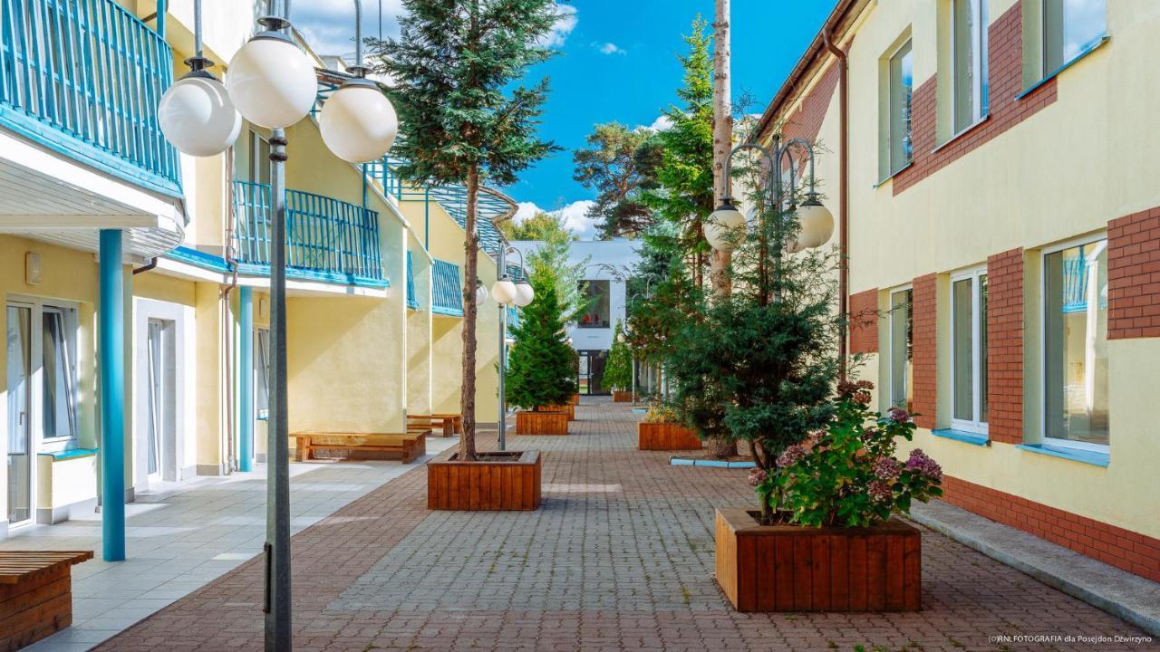 Ow Posejdon Dzwirzyno Hotel Kültér fotó